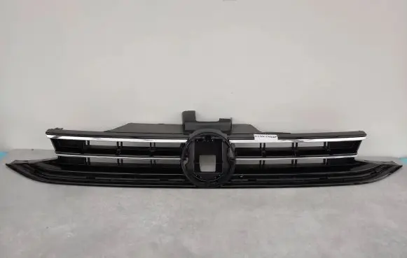 Volkswagen Golf Sportsvan Front bumper upper radiator grill 510853653H
