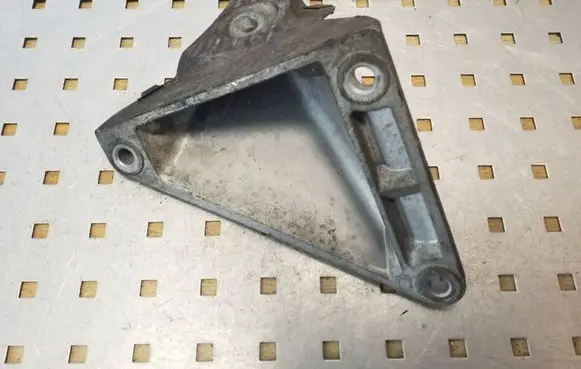 BMW 5 E60 E61 Engine mounting bracket 2211676114901