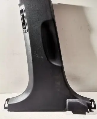 (B) pillar trim (bottom)