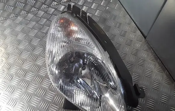 Citroen Xsara Picasso Headlight/headlamp 9631500080