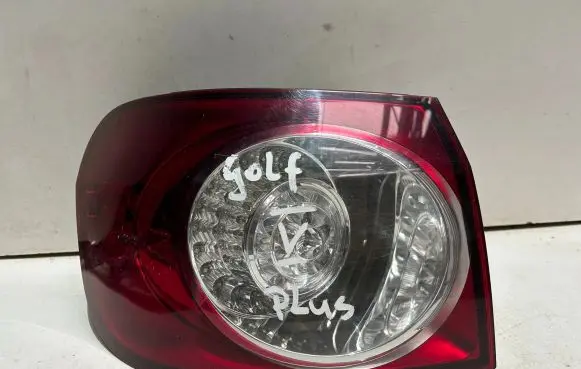 Volkswagen Golf Plus Rear/tail lights 5M0945095M 96496101