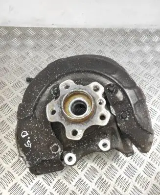 BMW 7 G11 G12 Rear wheel hub 621654