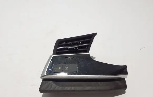 Audi Q8 Dashboard air vent grill cover trim 4M8820901