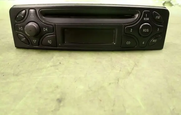 Mercedes-Benz C AMG W203 Radio/CD/DVD/GPS head unit A2038201786