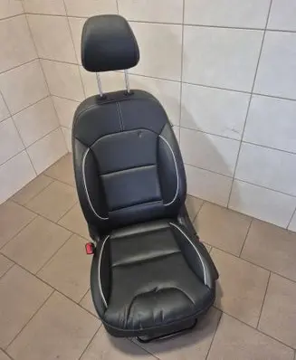 KIA Niro Front driver seat