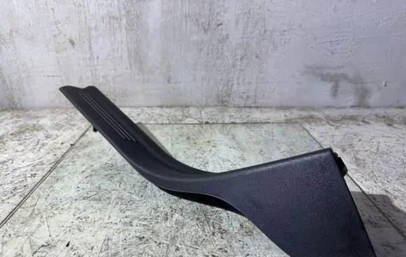 Volvo V50 Rear sill trim cover 8641787