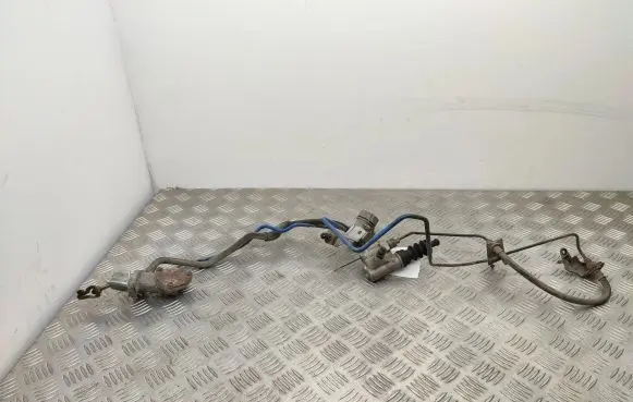 Master brake cylinder