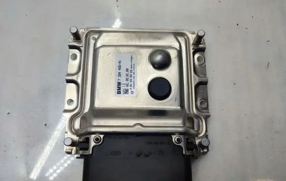 BMW 5 F10 F11 Adblue control unit 7394466 0281030962