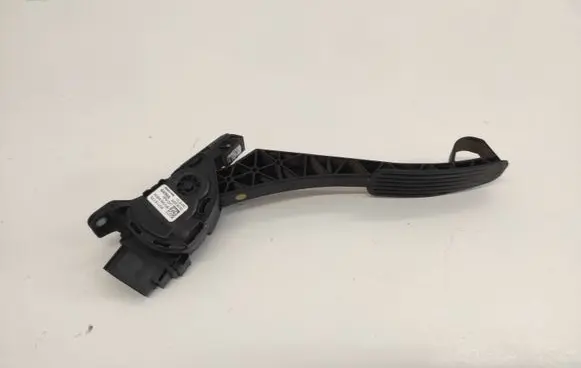 Volvo XC70 Accelerator throttle pedal 30715175 00954800