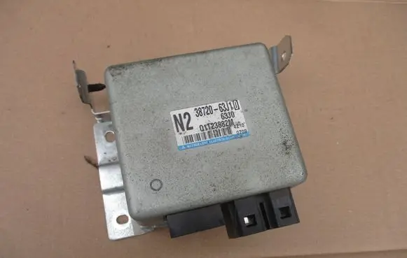 Suzuki Swift I Power steering control unit/module 3872063J10 Q1T23882M 63J0