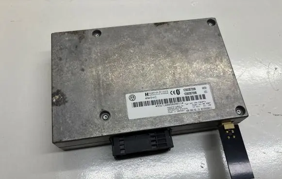 Skoda Octavia Mk2 (1Z) Bluetooth control unit module 1Z0035729B