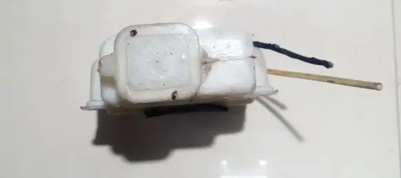 SsangYong Korando Windshield washer fluid reservoir/tank
