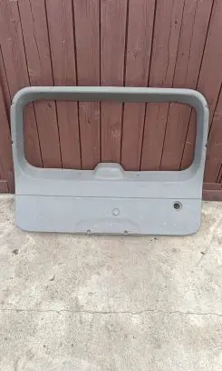 Jeep Grand Cherokee (WK) Tailgate trim