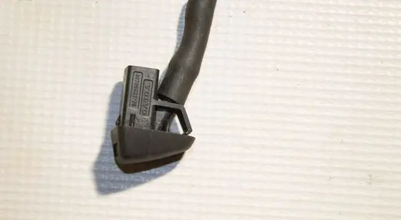 Volvo XC60 Rear window washer spray nozzle 30798027