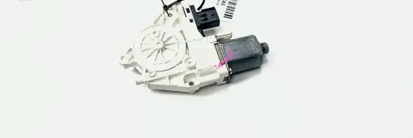 Fiat Freemont Front door window regulator motor 0130822473