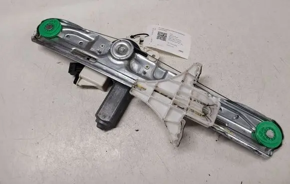 Opel Signum Rear door window regulator with motor 2441521 990093 24414776