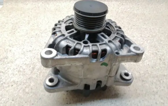 Citroen C3 Aircross Generator/alternator 9826574080