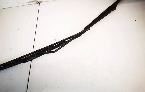Volkswagen Bora Front wiper blade arm 1j1955409
