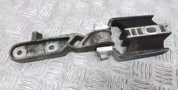 Volvo S90, V90 Engine mount bracket 31359890 31339956