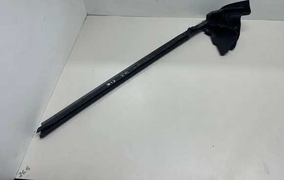 Mercedes-Benz E W238 Rubber seal front coupe door window A2386730500 S57398531