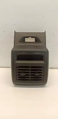 Rear air vent grill