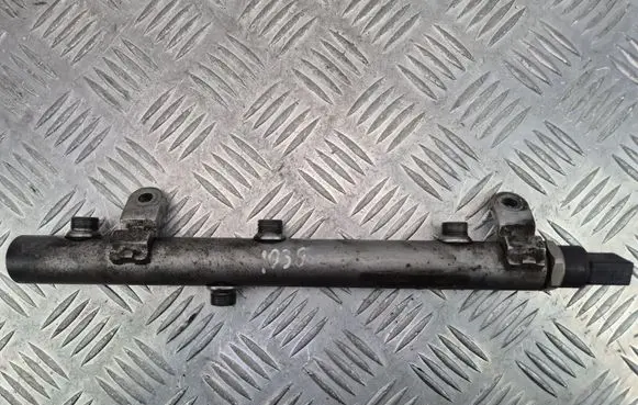 Mercedes-Benz E W211 Fuel main line pipe A6420700695