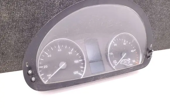 Mercedes-Benz Sprinter W906 Speedometer (instrument cluster) A9069000101 A9069025401 A9069016100