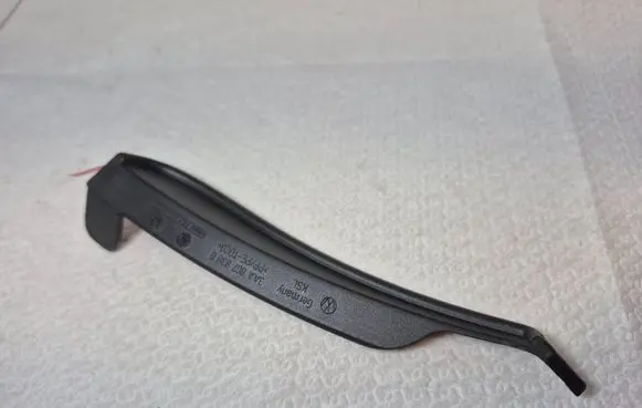 Volkswagen PASSAT B7 Rear bumper trim bar molding 3AA807838B