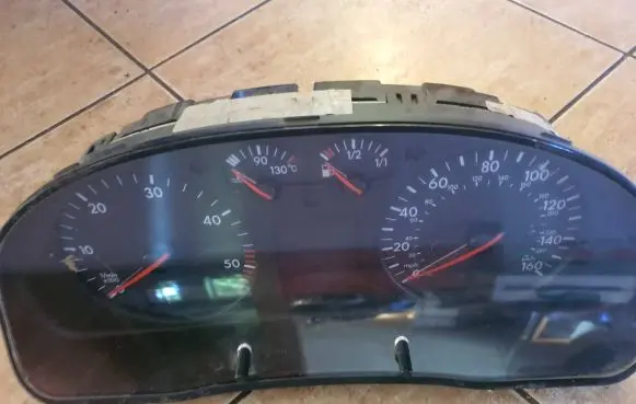 Volkswagen PASSAT B5.5 Speedometer (instrument cluster) 3b0920902ax 0TL004 20TT004