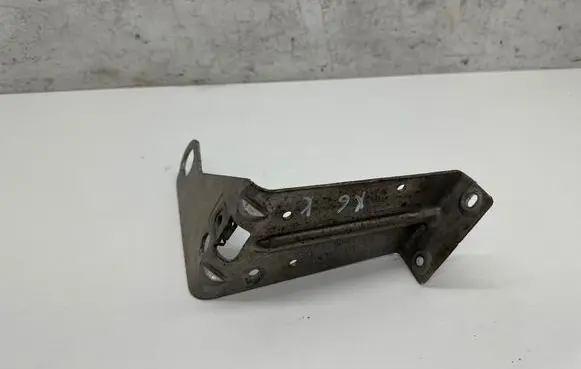 BMW X6 E71 Fender mounting bracket 7188835 77772210