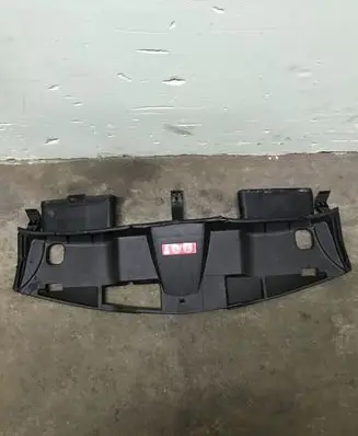 Mercedes-Benz E W212 Radiator trim A2125000155