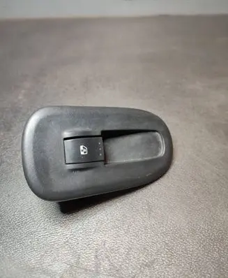 Renault Master III Electric window control switch 8200548968