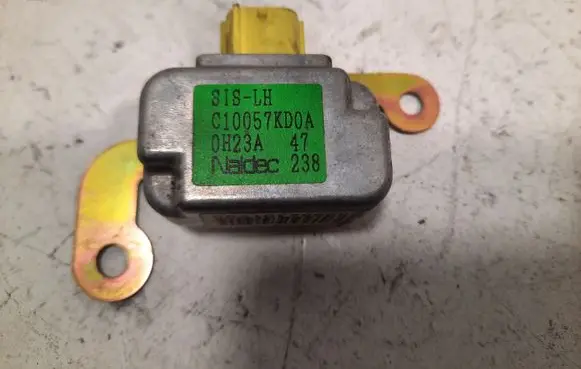 Mazda Premacy Airbag deployment crash/impact sensor C10057KD0A