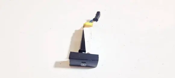 Hyundai Santa Fe Windscreen/window heater switch 202002962
