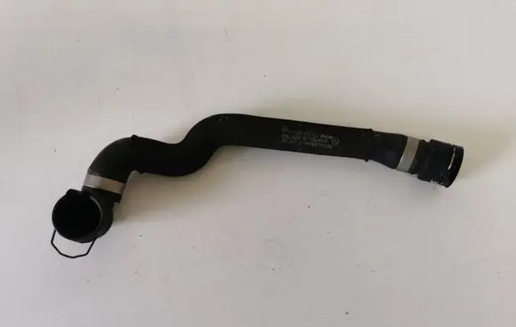 Mercedes-Benz C W205 Engine coolant pipe/hose A2055014784