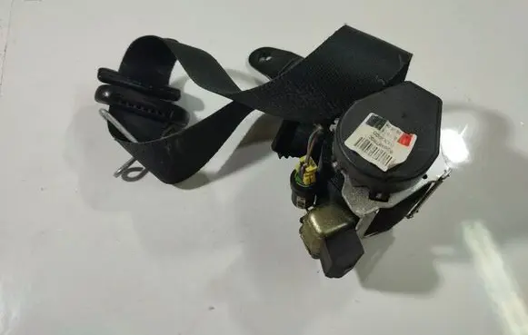 Ford Mondeo MK IV Front seatbelt 6G9N61295AFW