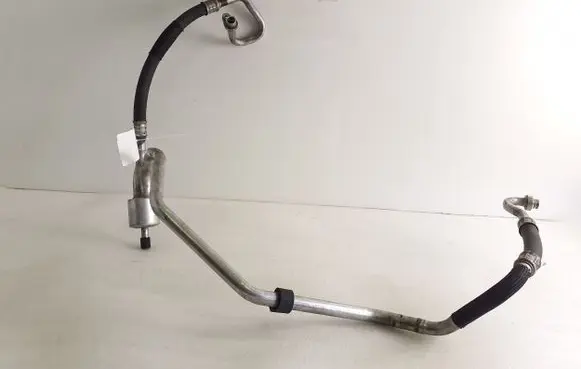 Air conditioning (A/C) pipe/hose
