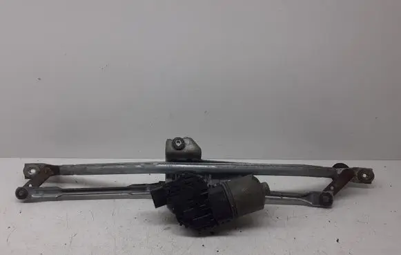 Volkswagen PASSAT B5.5 Front wiper linkage and motor 3B1955113D