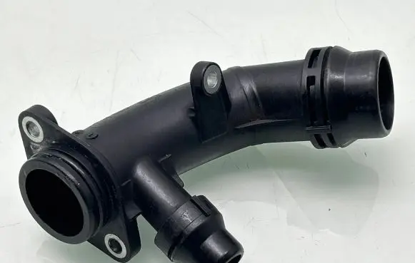 Mercedes-Benz GLC X253 C253 Engine coolant pipe/hose A6512001051