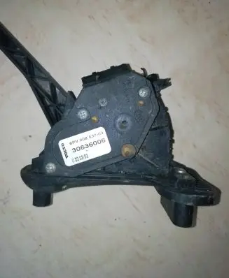 Volvo S60 Accelerator throttle pedal 30636006 6PV00853703