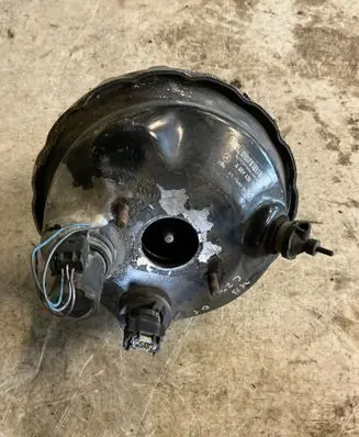 Mercedes-Benz C W203 Brake booster A0044307230 03784902014