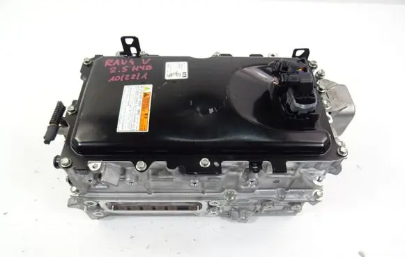 Toyota RAV 4 (XA50) Voltage converter inverter G920033140