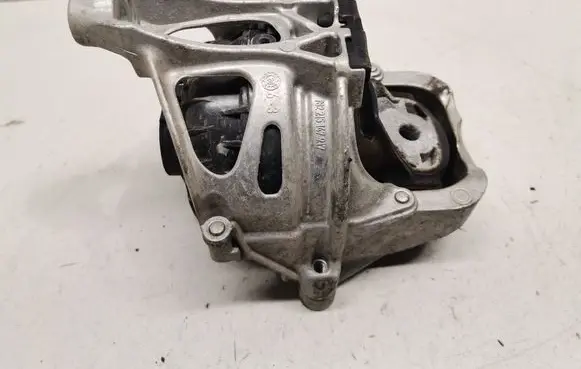 Audi Q5 SQ5 Engine mount bracket 4M0199372FP 4M0199372