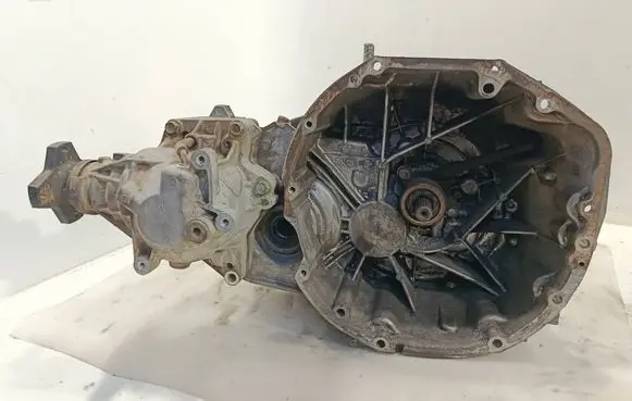 Nissan Qashqai+2 Manual 6 speed gearbox JG76E 5547893