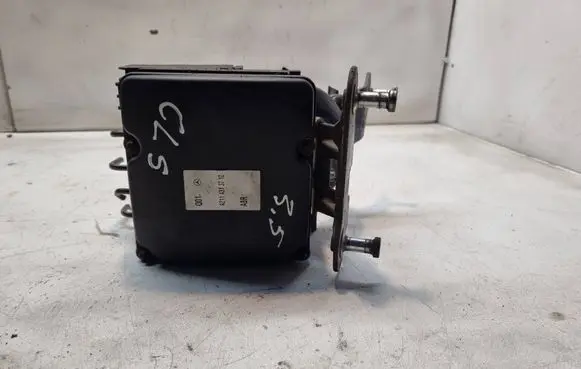Mercedes-Benz CLS C219 ABS Pump 0265250305 08092411613 A2114313712