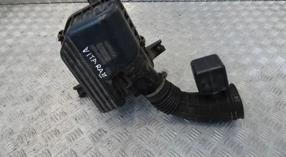 Suzuki Grand Vitara II Air filter box