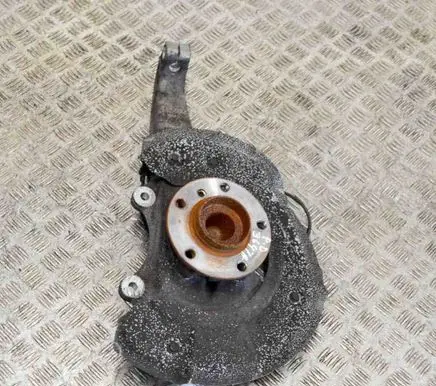 BMW 6 F06 Gran coupe Front wheel hub