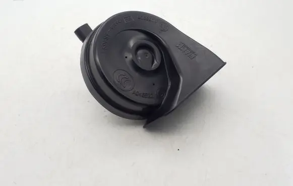 BMW 3 E90 E91 Horn signal 7159421 715942105
