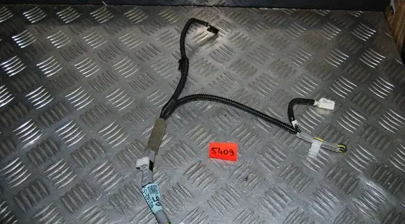 Lexus IS 220D-250-350 Other wiring loom 8214253050B