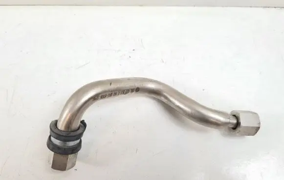 Audi A4 S4 B9 Fuel line/pipe/hose 06L127501E